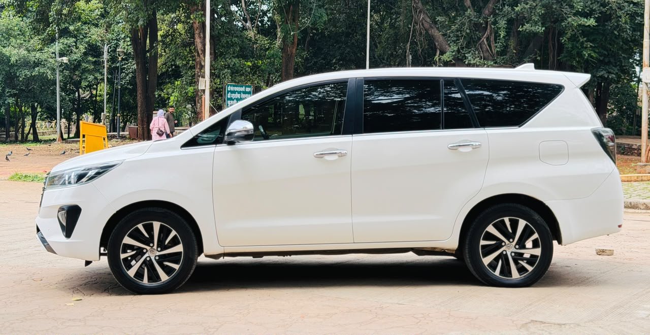 Innova Crysta 2.4 Z